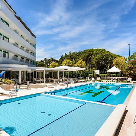 Hotel Smeraldo ลินญาโน ซับเบียโดโร ภายนอก รูปภาพ