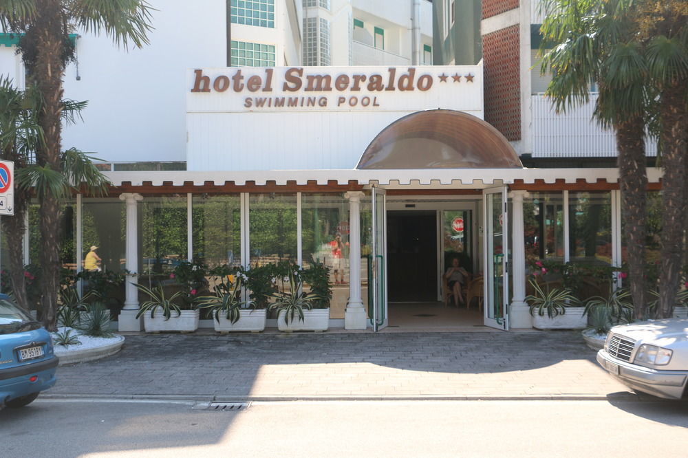 Hotel Smeraldo ลินญาโน ซับเบียโดโร ภายนอก รูปภาพ
